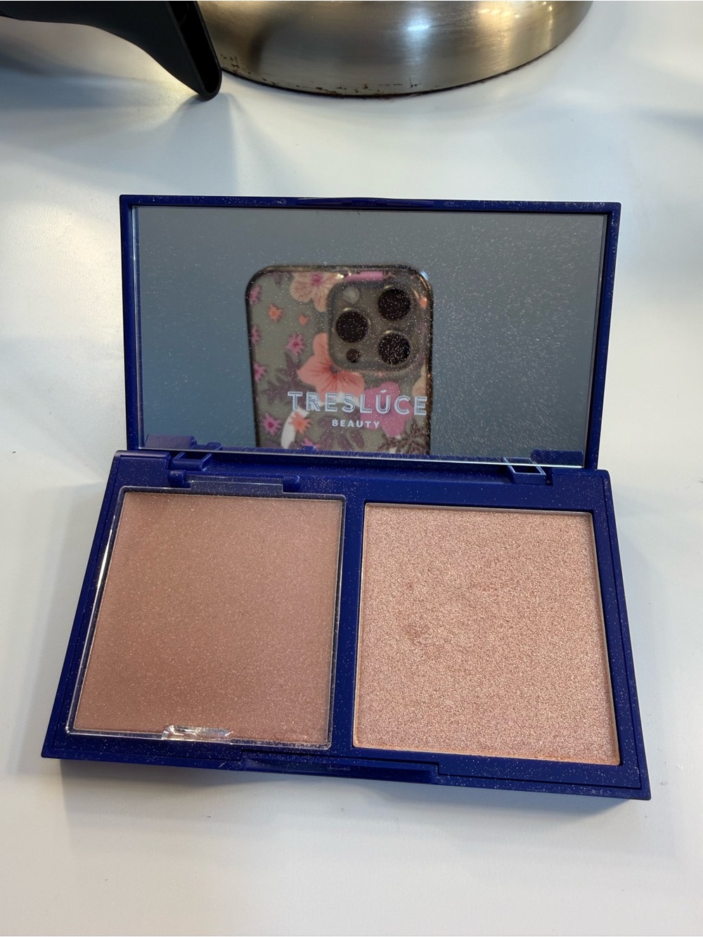 Tresluce Beauty Rose & Champagne Highlighter Duo